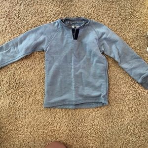 Boys size 4 long sleeve shirt with buttons